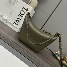 Picture of Loewe Handbags _SKUfw239895052fw
